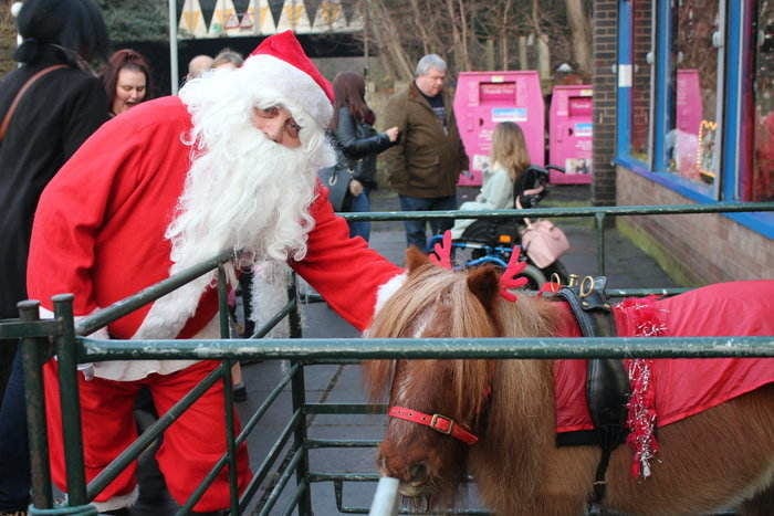 Christmas Comes Alive In Dunston At Grand Unveiling Of St Oswald’s Shop