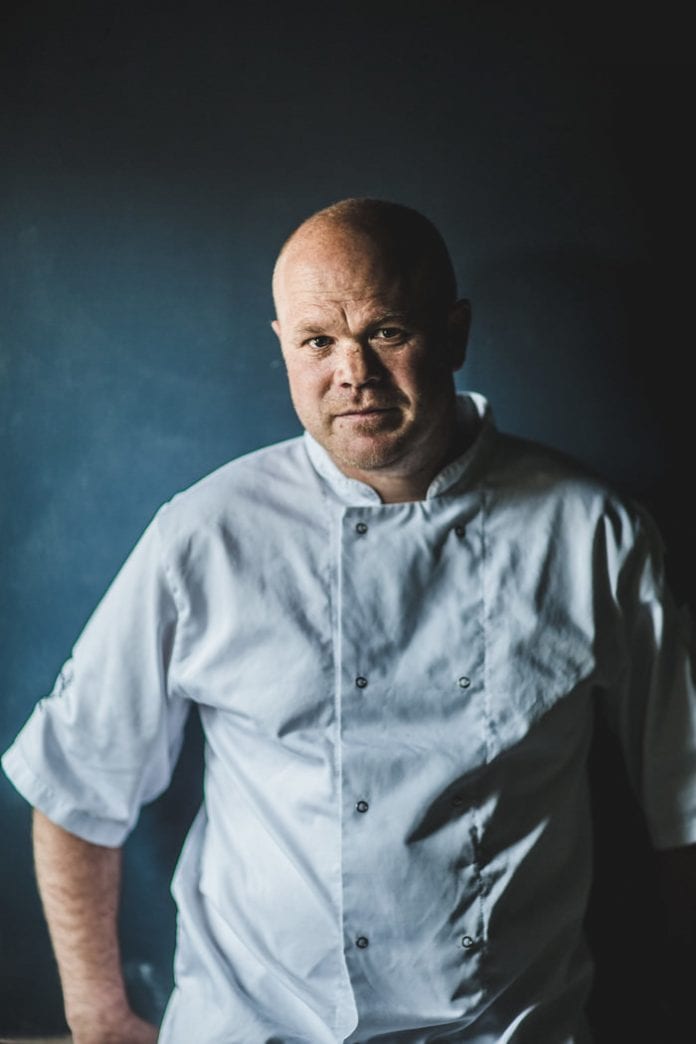 rsz_simon_hicks_I_love_newcastle_magazine_