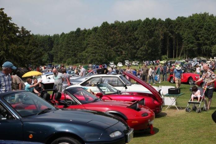 NorthEastClassicCarAndMotorcycleShow_HardwickHallHotel_20180610_From_Sil...-2